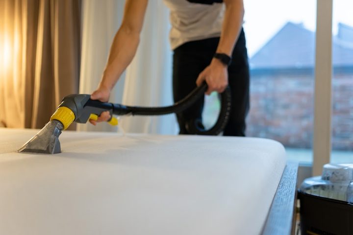 Limpieza de un colchón de matrimonio a domicilio